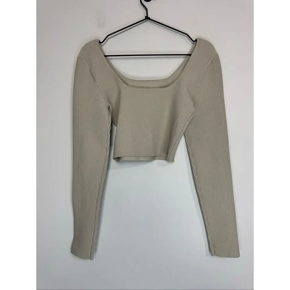 Aritzia Babaton Sculpt Knit Scoopneck Longsleeve M